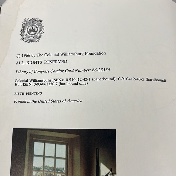 A Window on Williamsburg 1966 publication - Picture 8 of 10